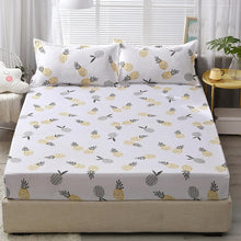 Load image into Gallery viewer, 3pcs Fitted Sheet with Pillowcase Set Black Leaf Printed Single Queen Size Mattress Protector Cover Bottom Sheet for King Bed